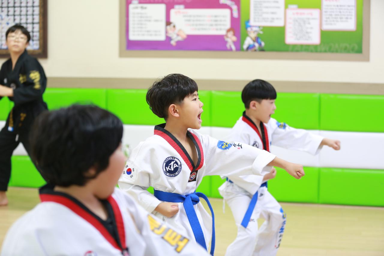 멘토태권도장