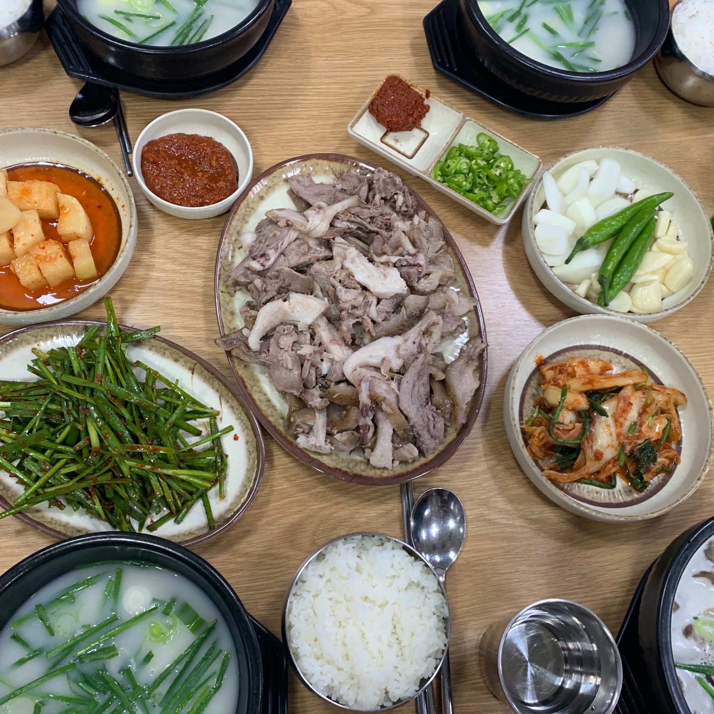 반구동돼지국밥진장점