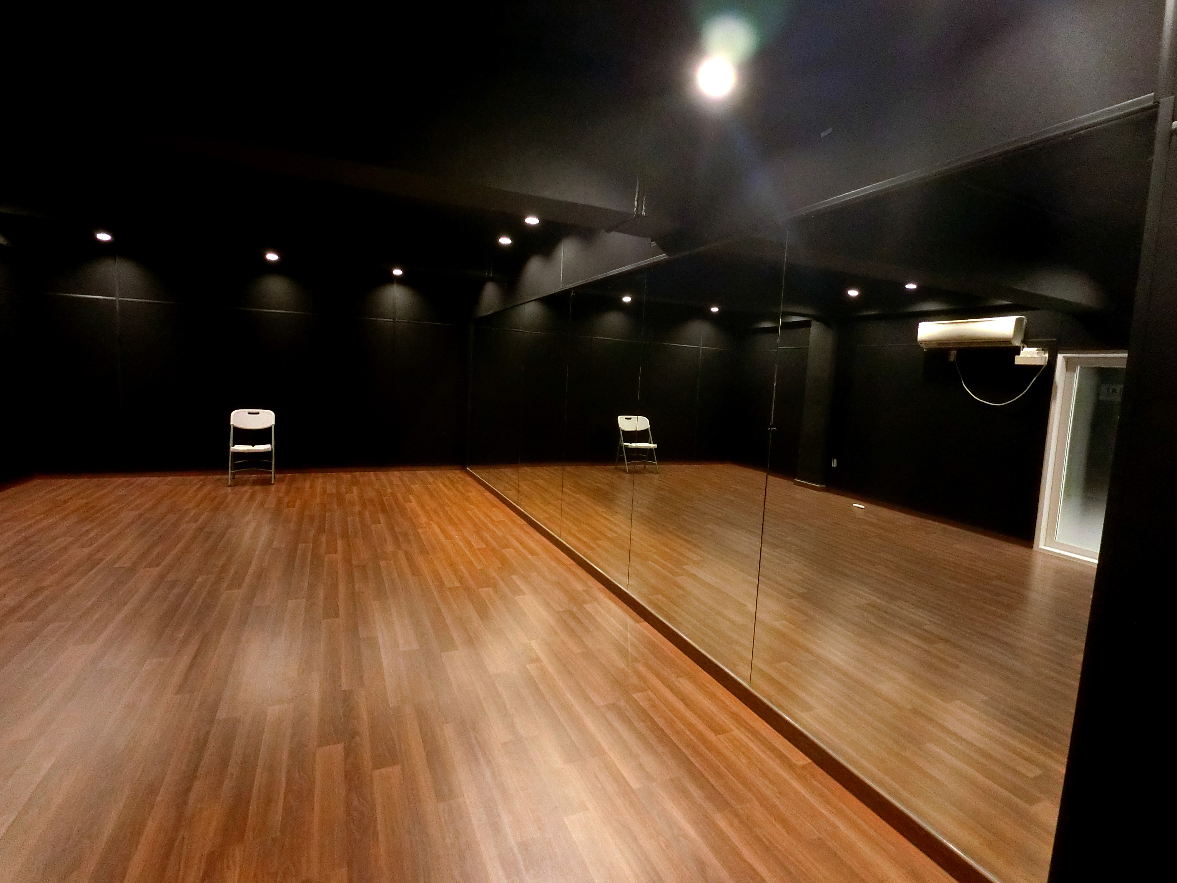 1번째 스튜디오 사진