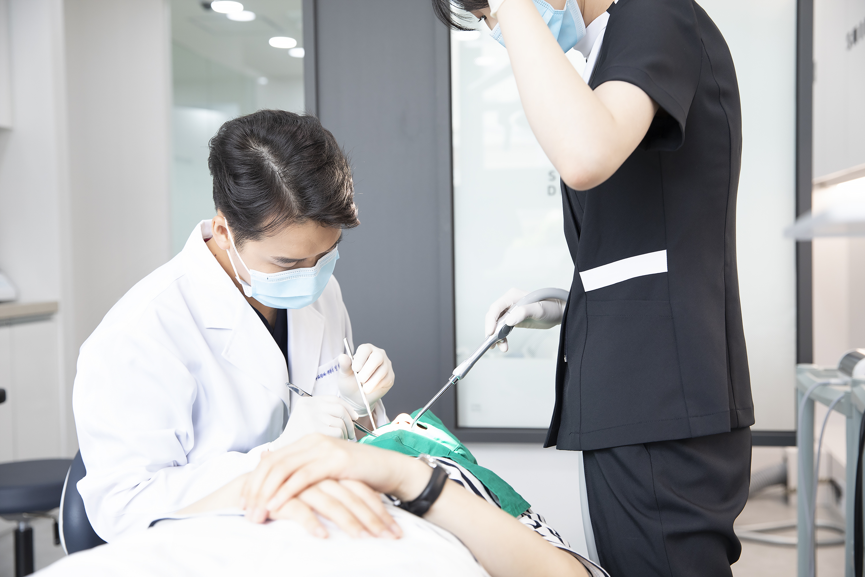 미소더함치과교정과치과의원 대표 이미지