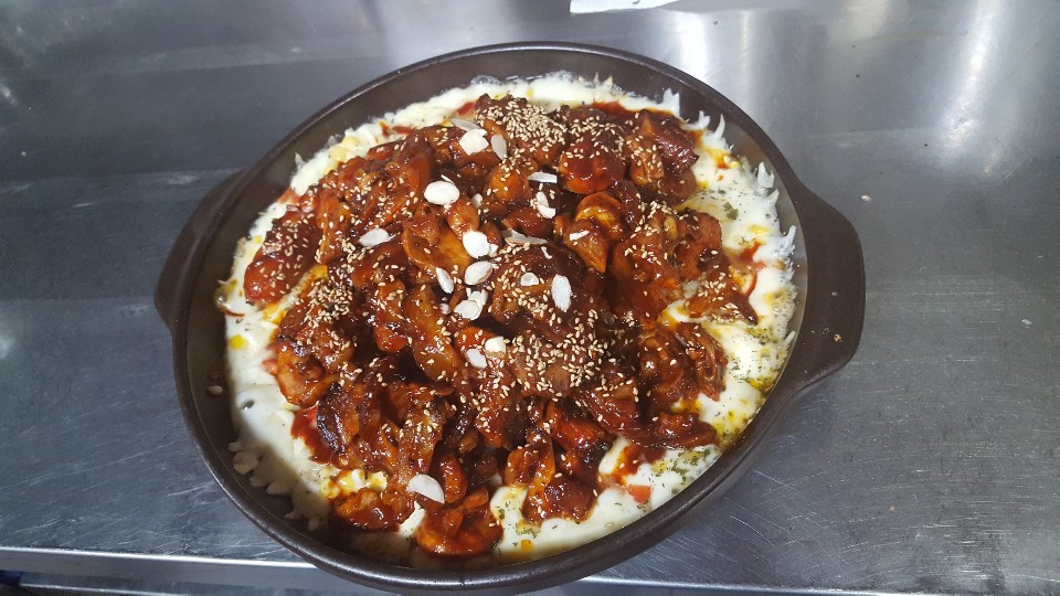 불맛난매운족발