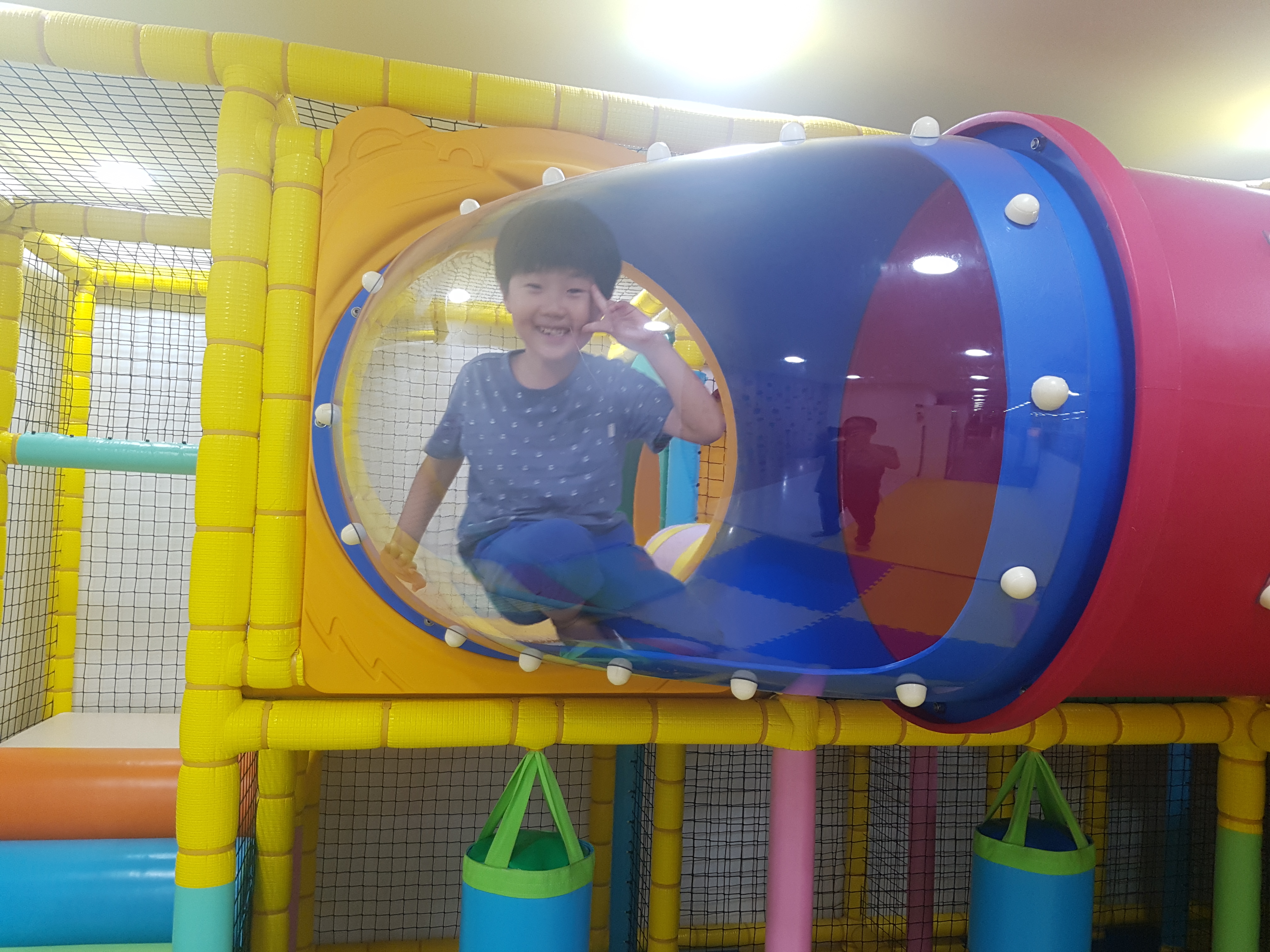 팡팡키즈카페