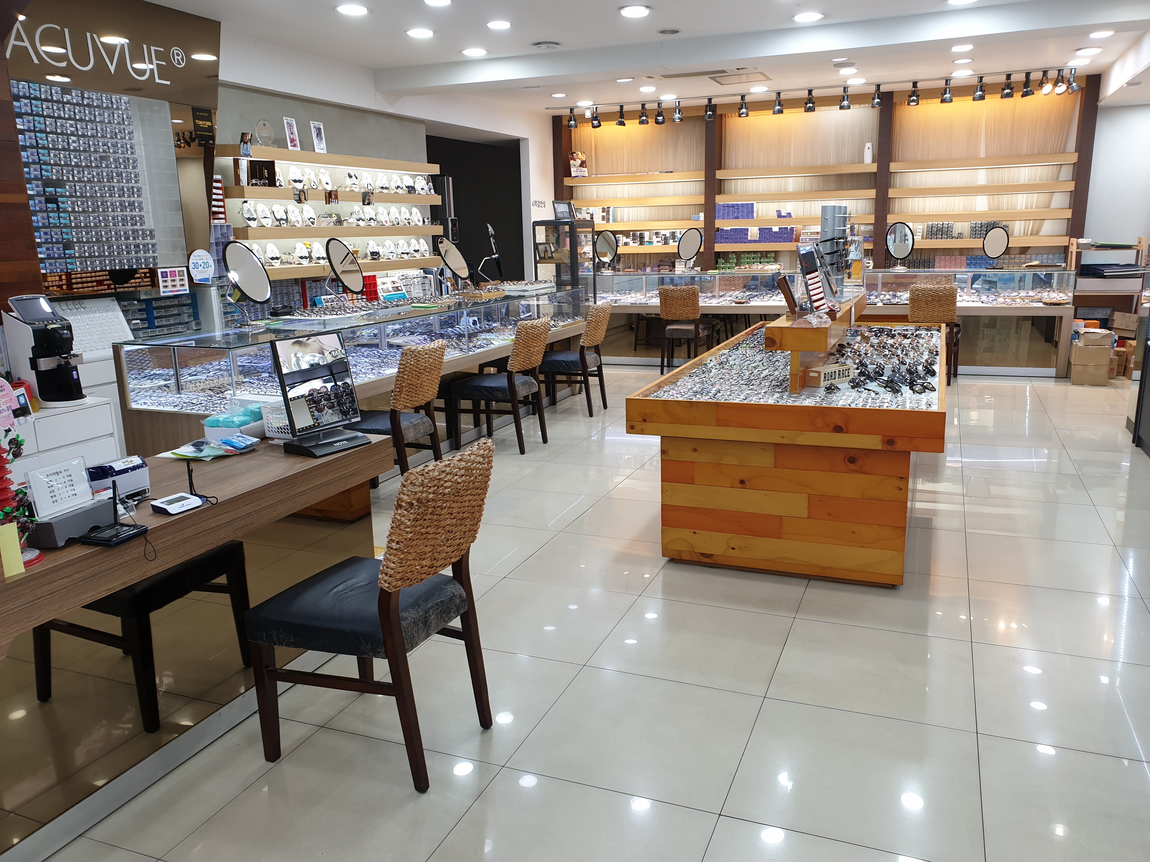 아이패밀리안경 대표 이미지