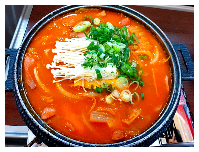 79네수육국밥&보쌈 충주점