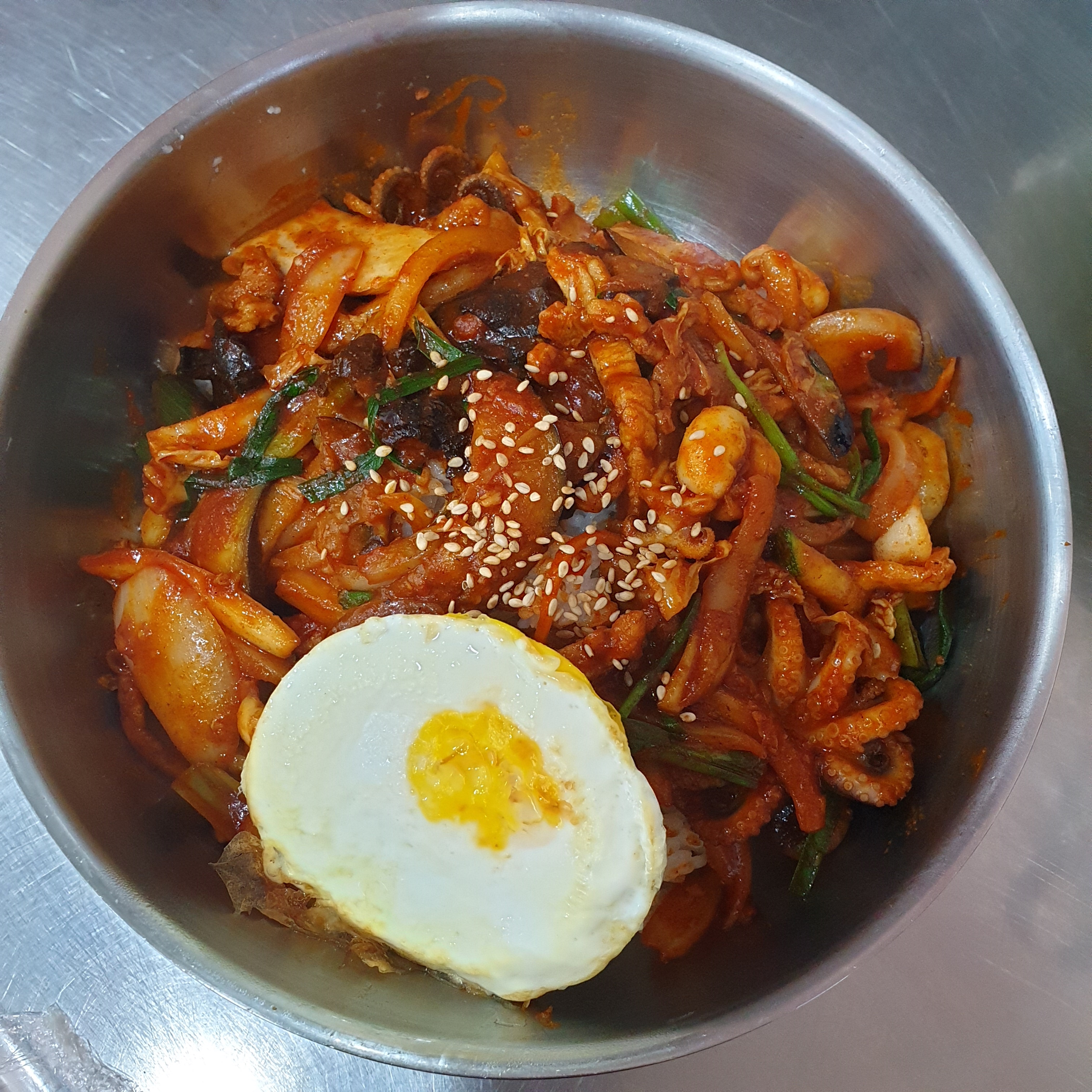 팔진각 중식당