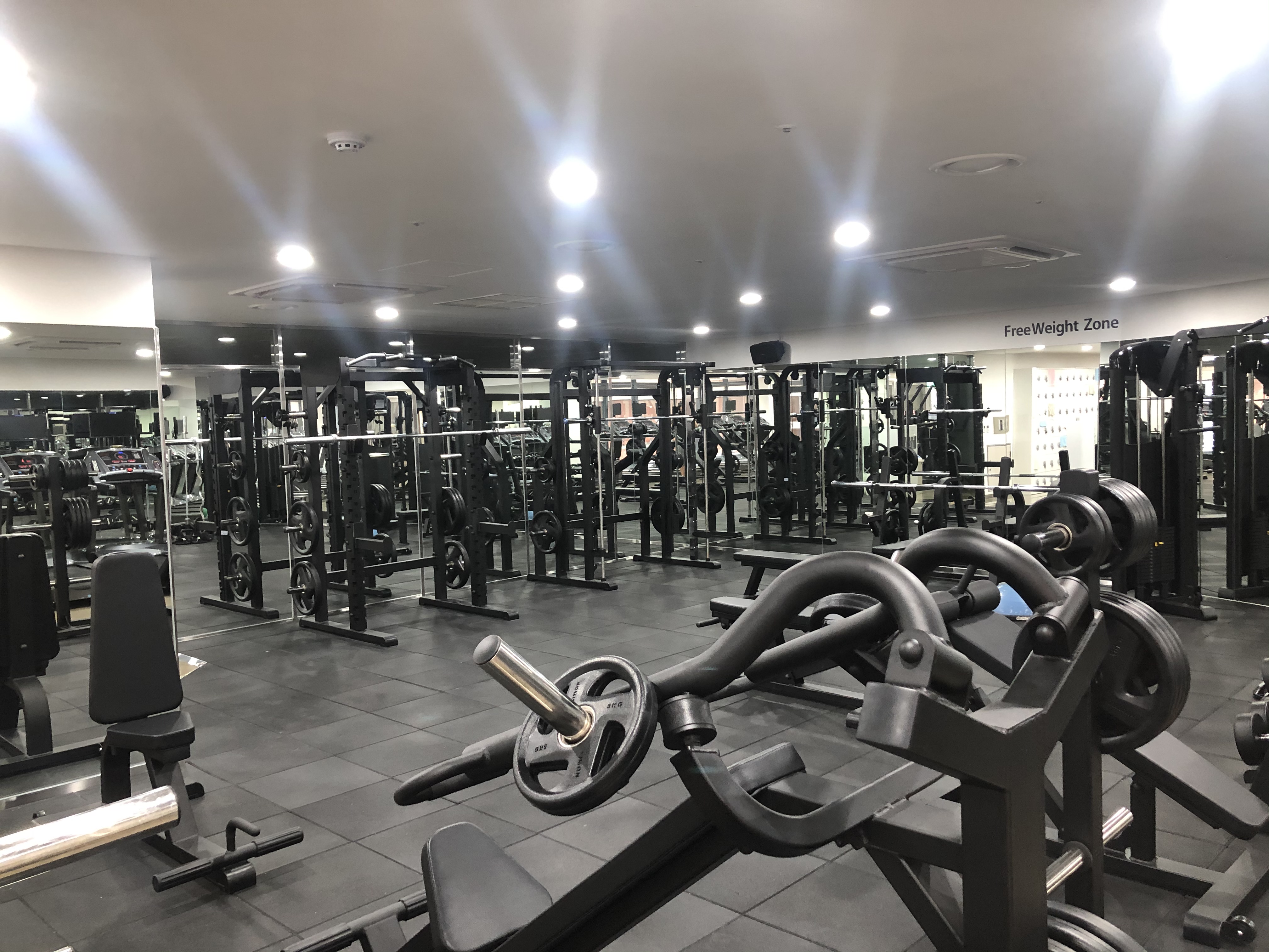 이글휘트니스