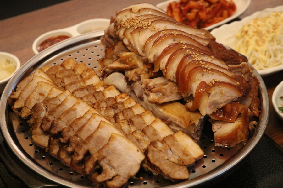 백년족발보쌈 사내점