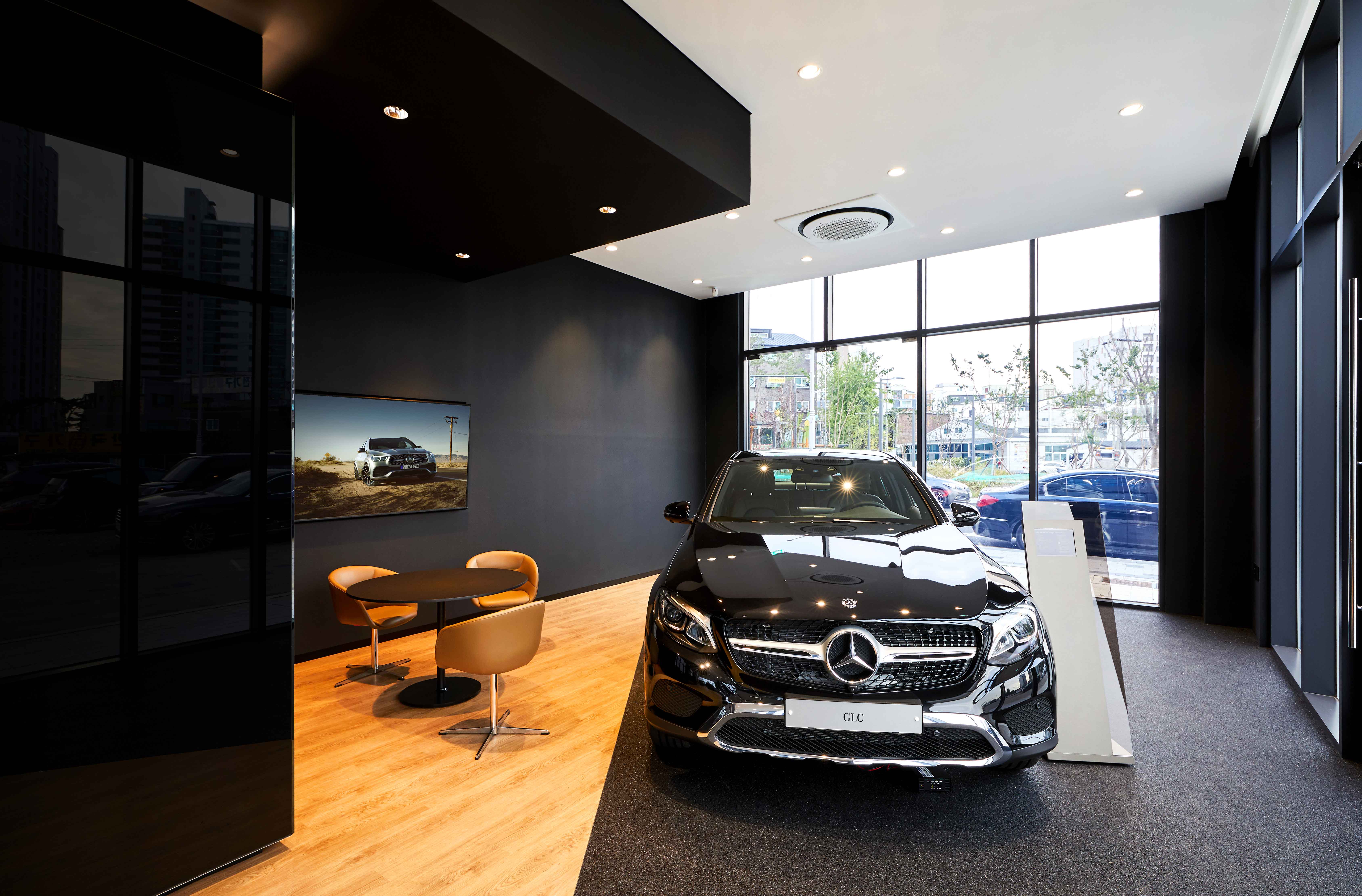 KCC오토 메르세데스벤츠 김포전시장 대표 이미지