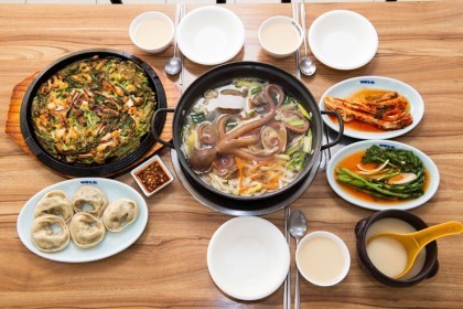 전통우리밀칼국수전문