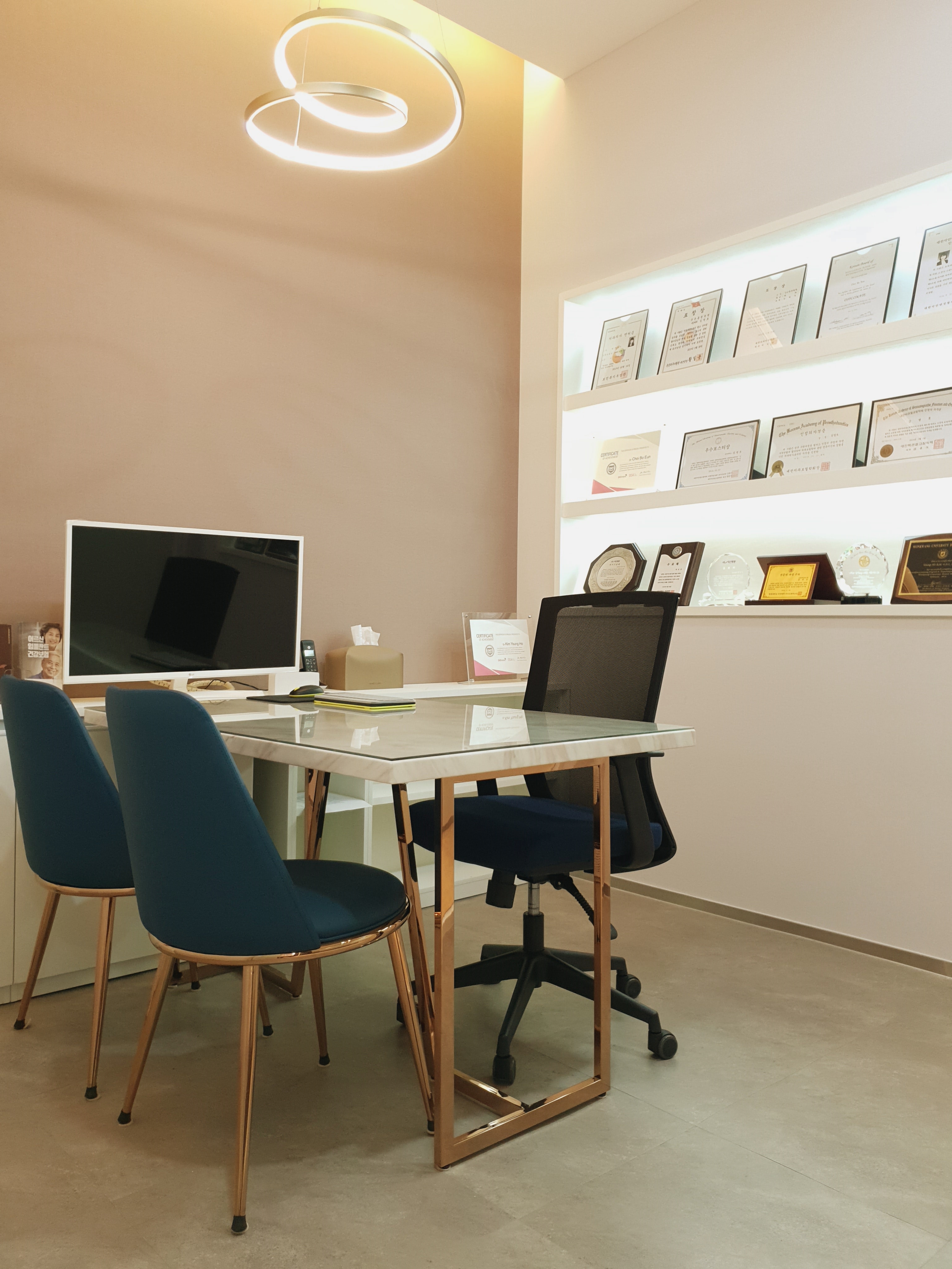 와이편한치과의원 대표 이미지