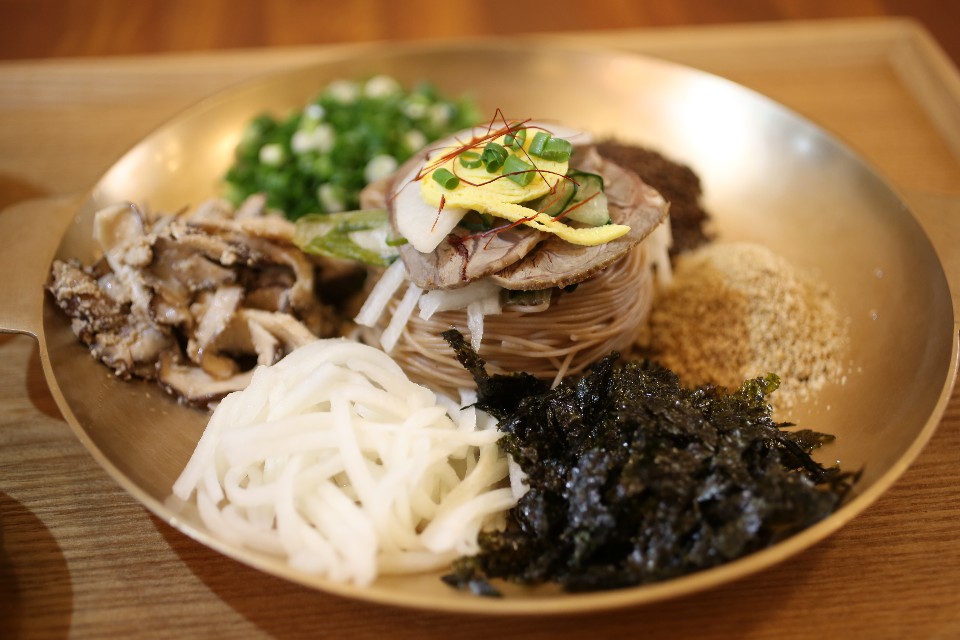 명불허전 유경식당 위례중앙광장점