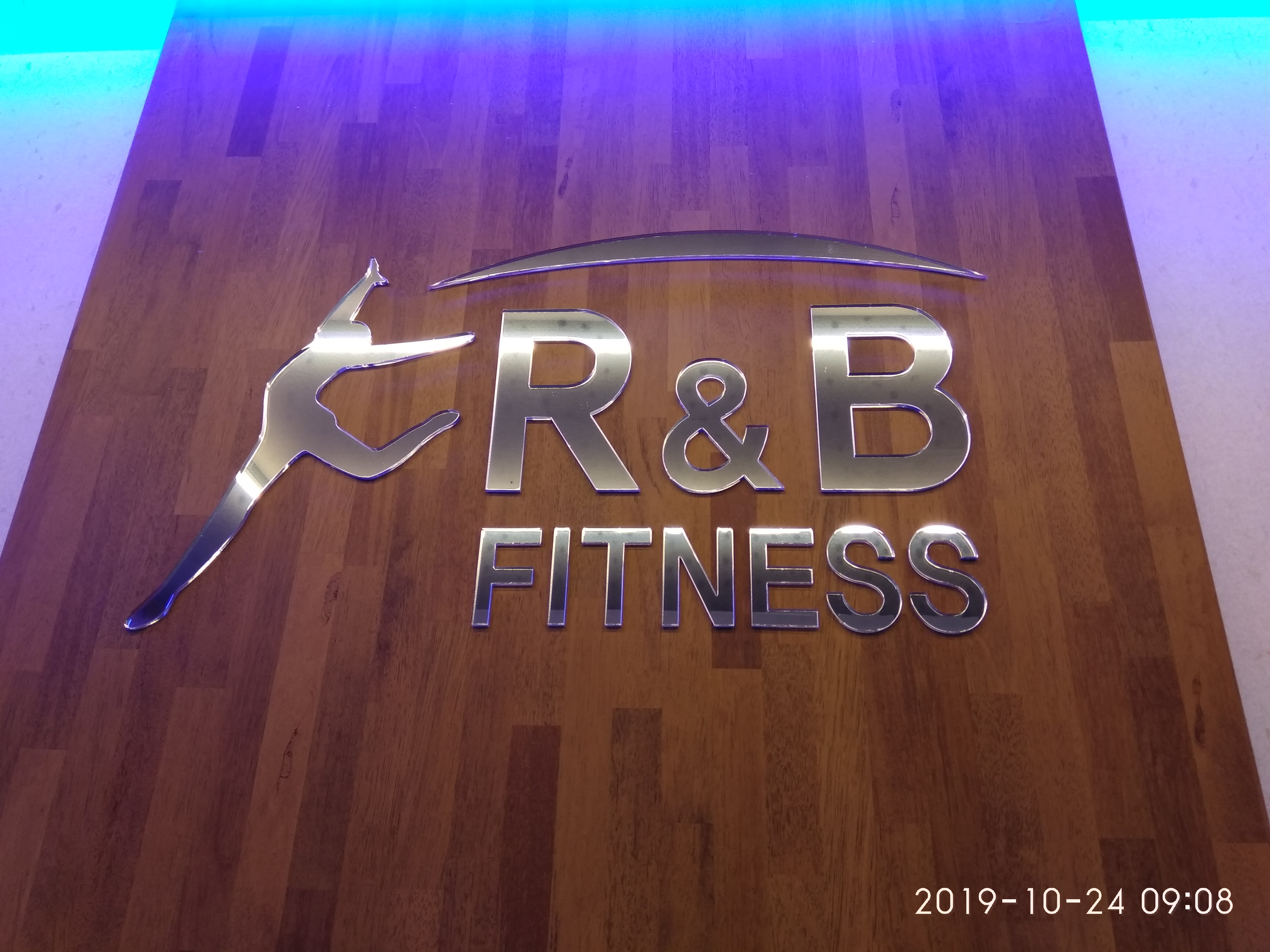 알앤비휘트니스 대표 이미지
