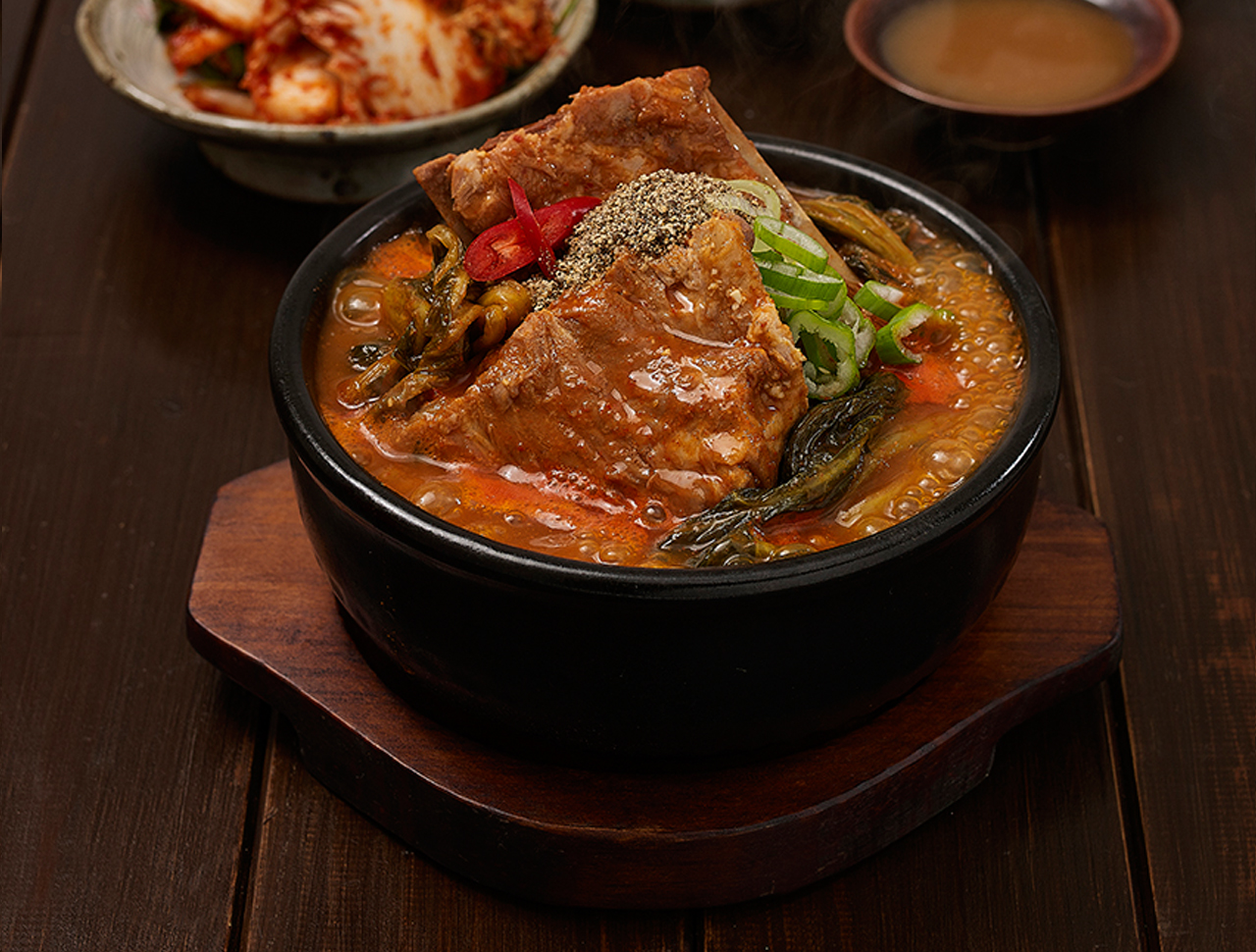 김윤이감자탕&뼈숯불구이 영통구청점