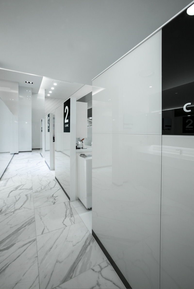 유앤아이치과 대표 이미지