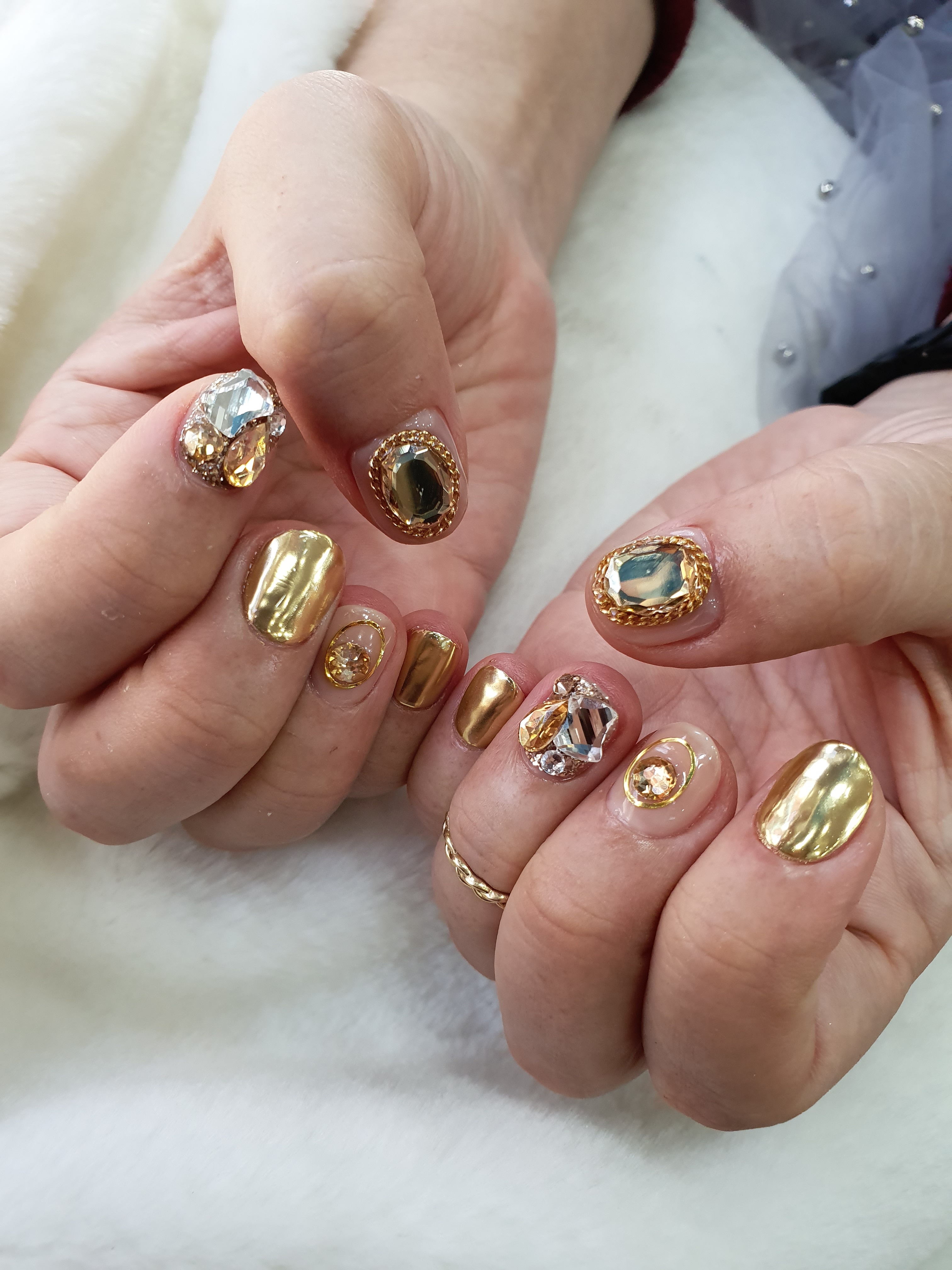 후네일&베어푸스플레게 대표 이미지