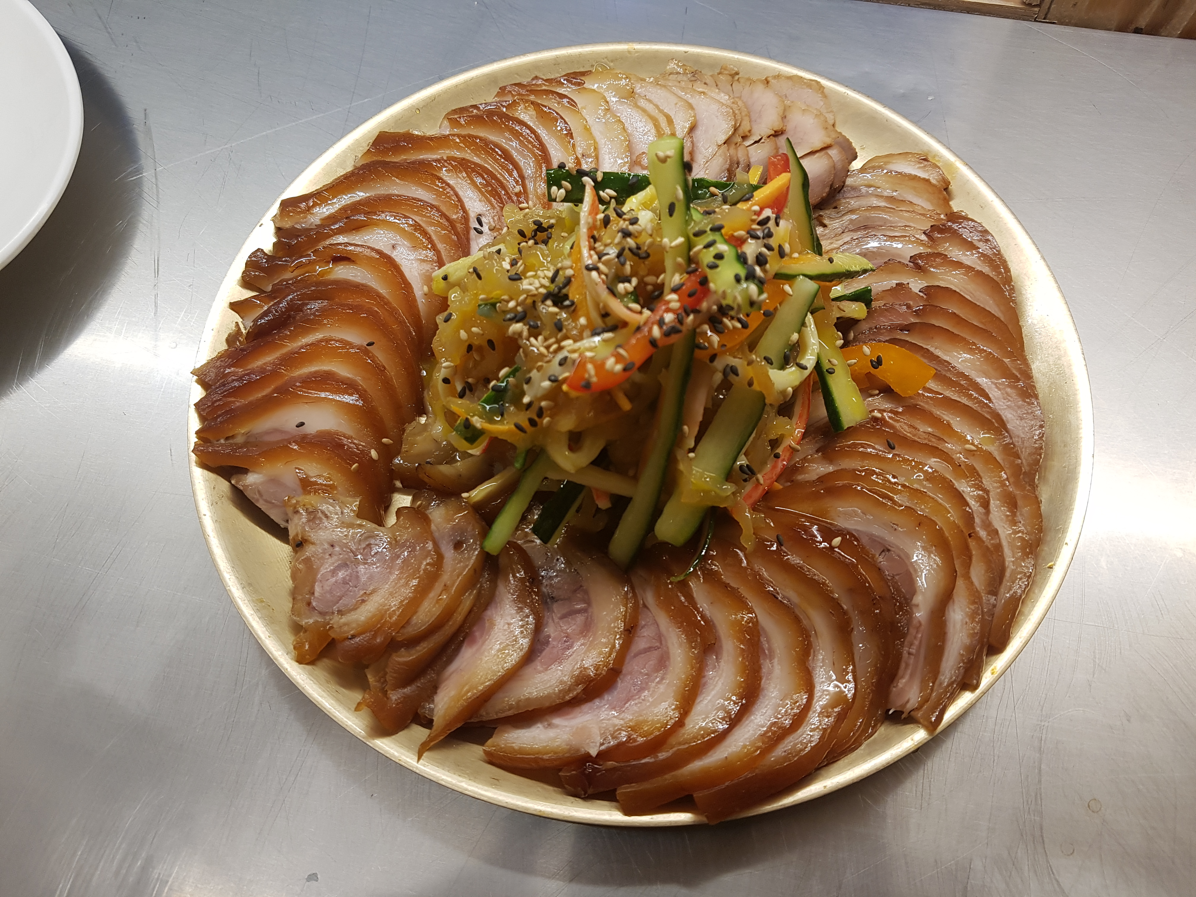 더맛있는온족발보쌈 범어본점