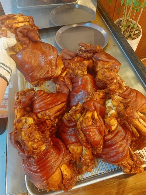 황가네흑족발 본점