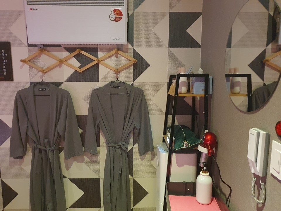 강변마사지 photo 7