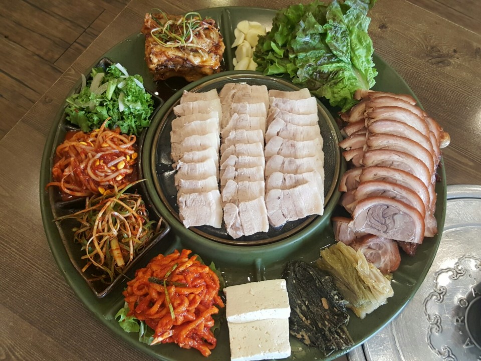 청주왕족발보쌈