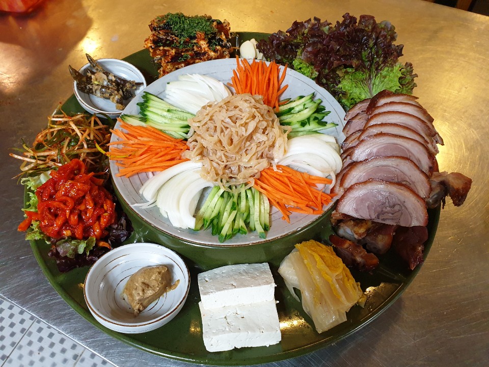 청주왕족발보쌈