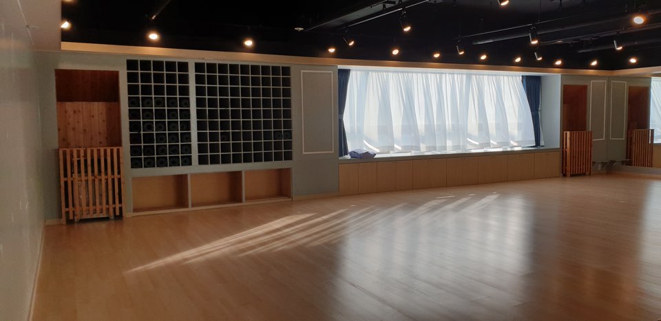 요가하는여자n필라테스 대표 이미지