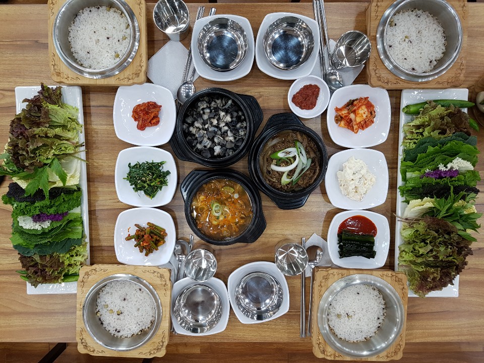 논두렁 우렁쌈밥 전문점 오야동직영점