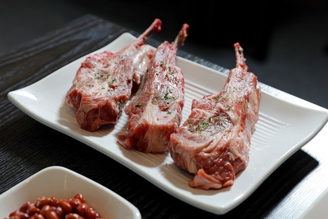 하리네양꼬치