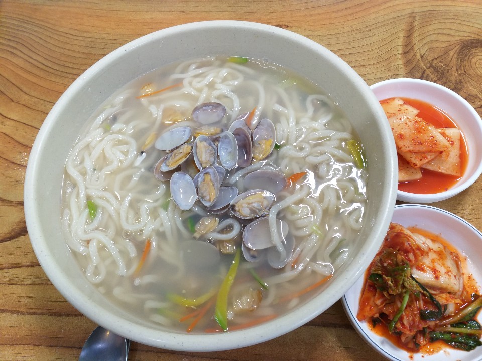 이가바지락생칼국수