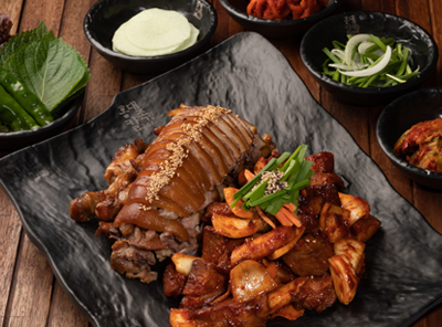 홍대칼국수와족발 판교역점 사진 8