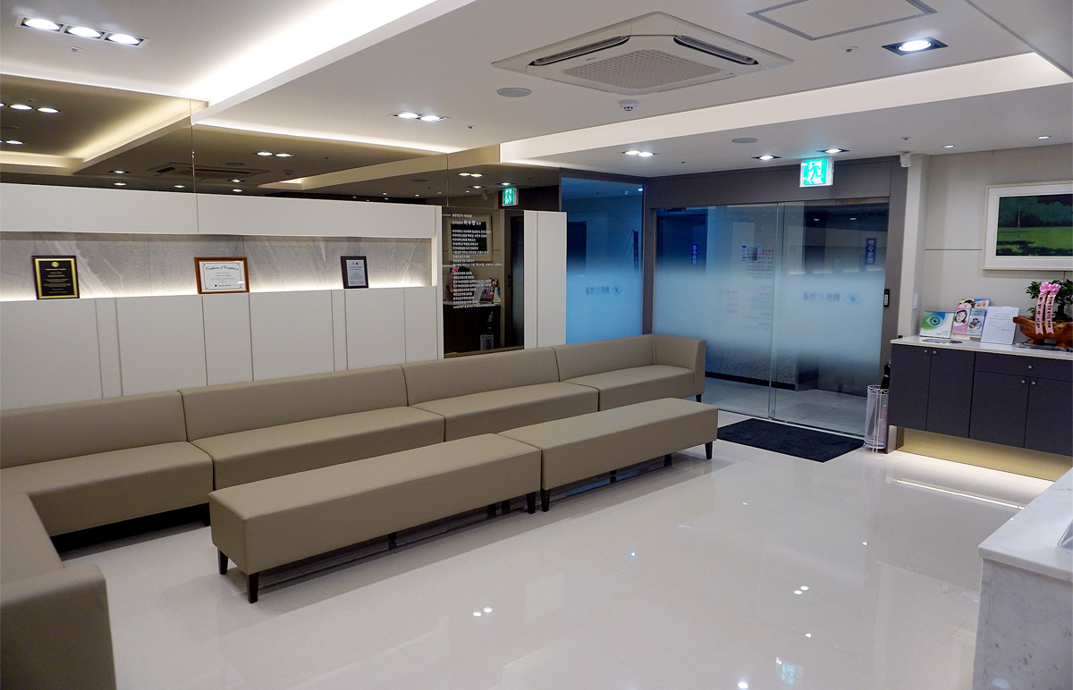 밝은빛안과의원 대표 이미지