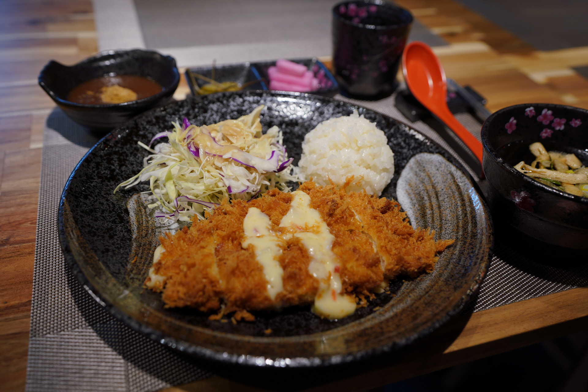 도래반 돈까스