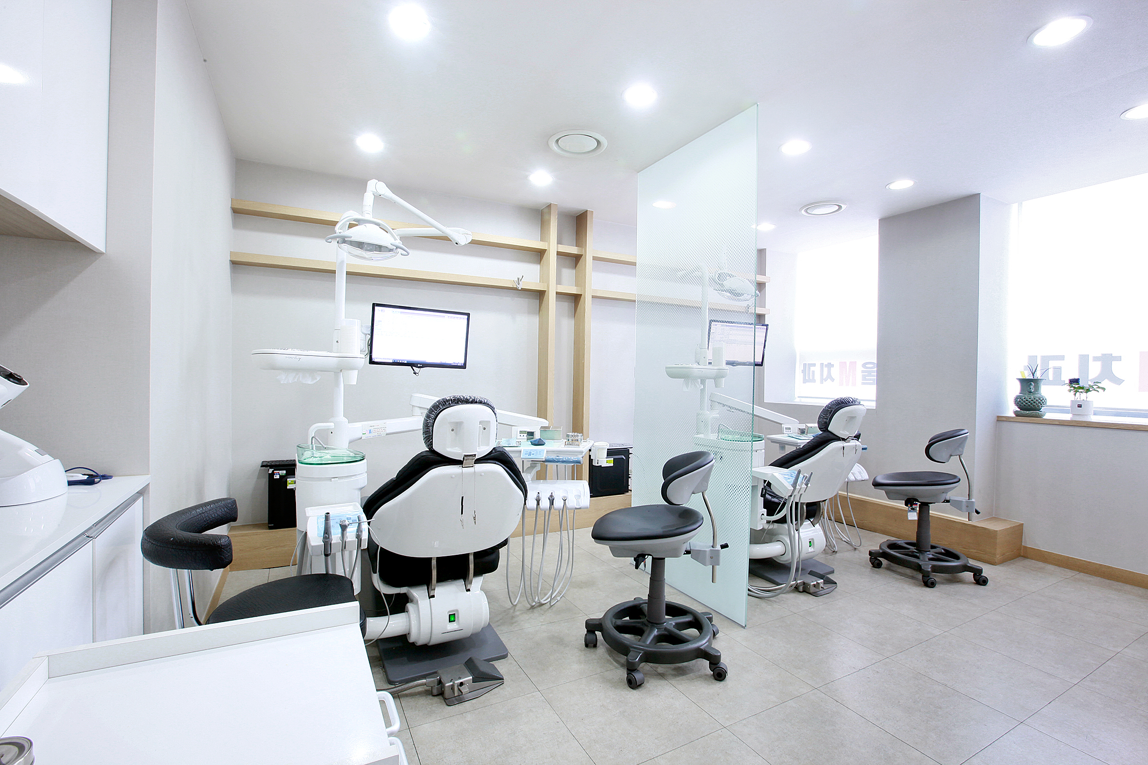 서울엠치과의원 대표 이미지