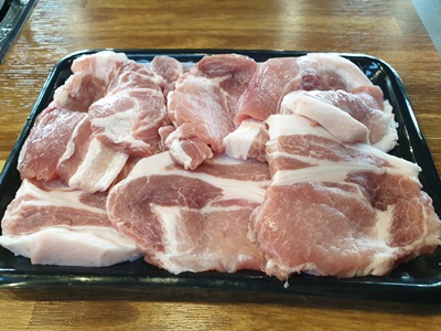 목살 (100g)