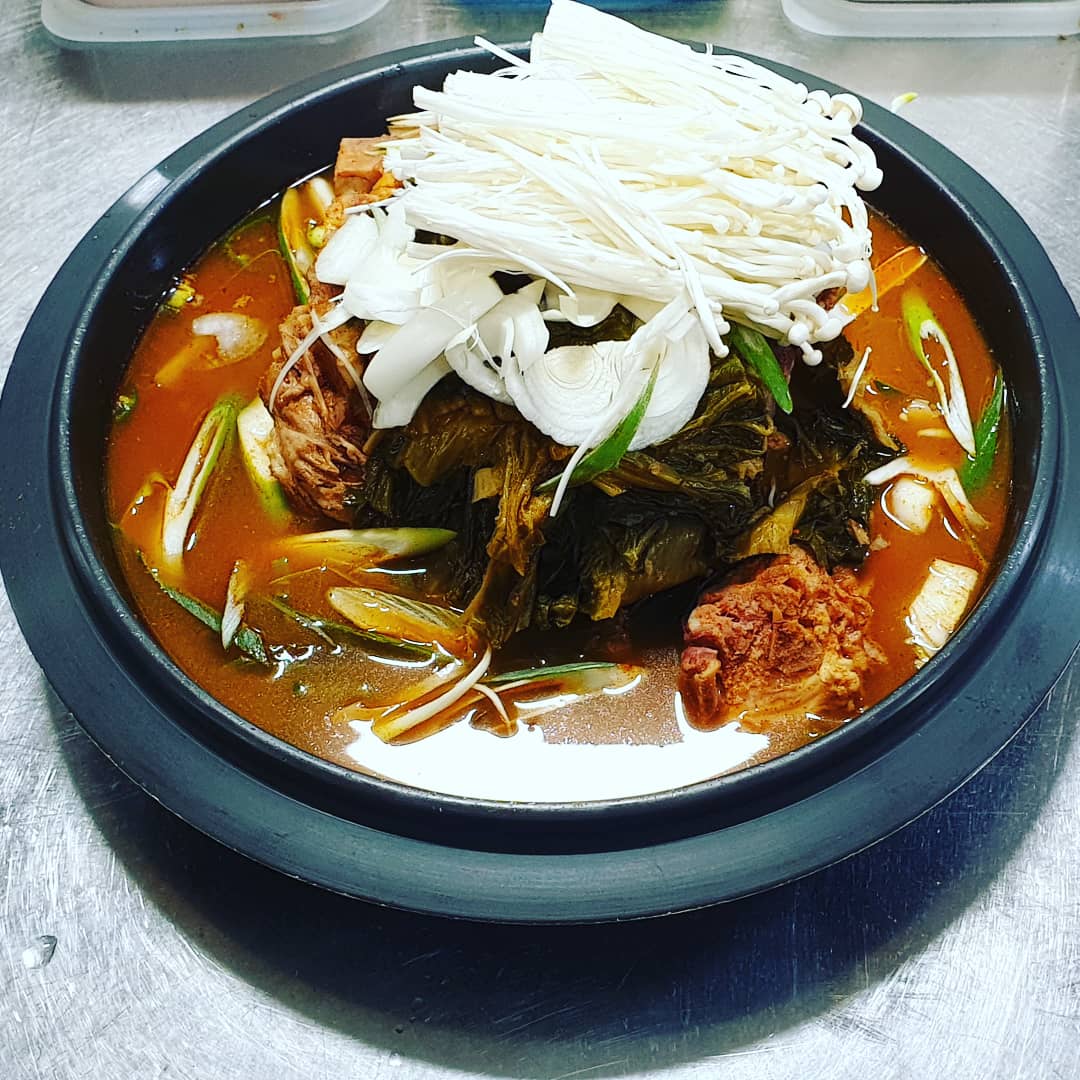 가얏골 맛 감자탕 용강점