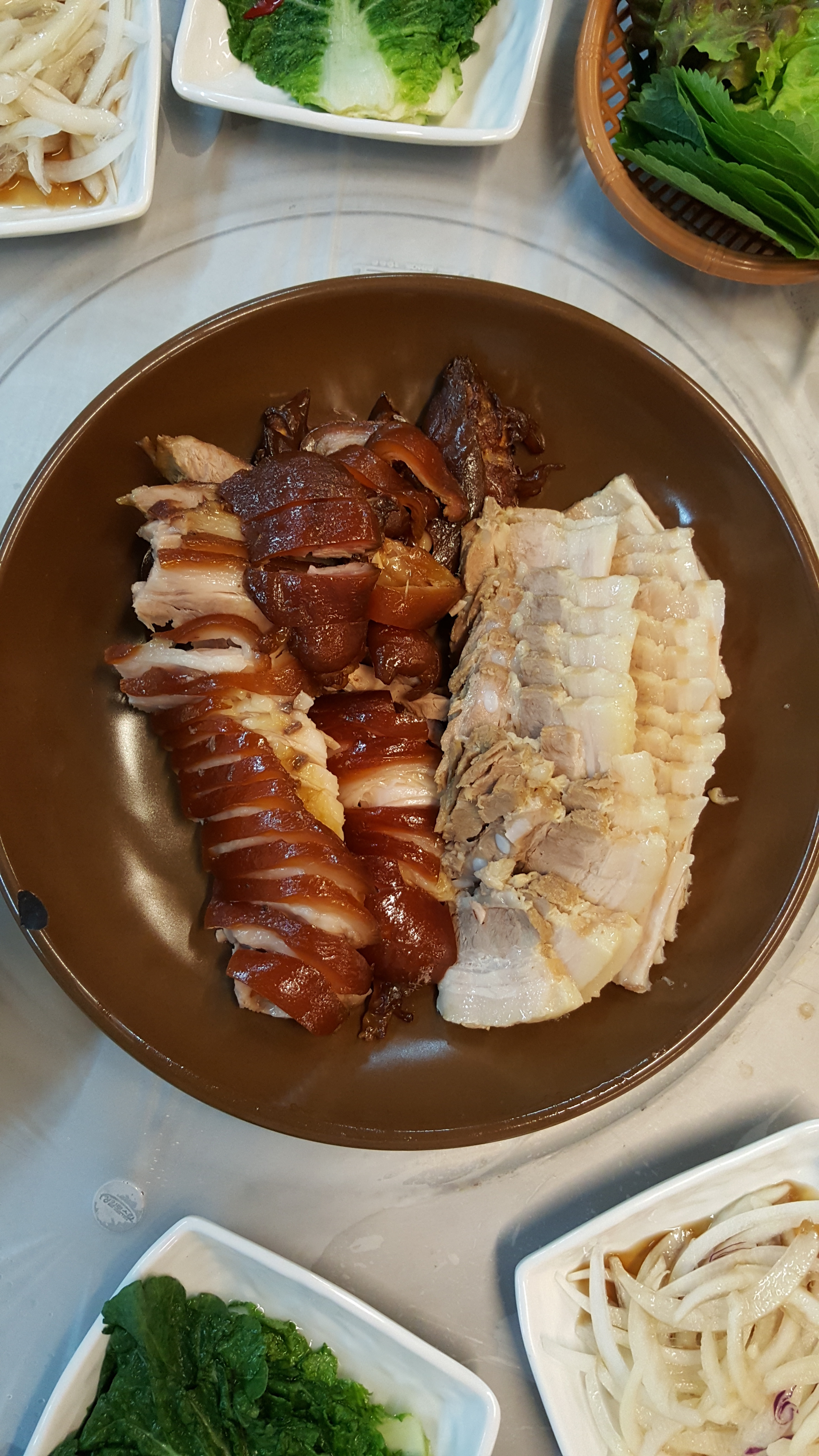 이동왕족발