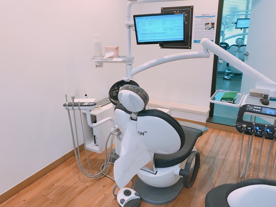 서면클란트치과의원 대표 이미지