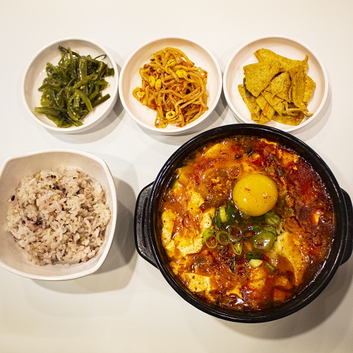 은주네생고기김치찌개전문점