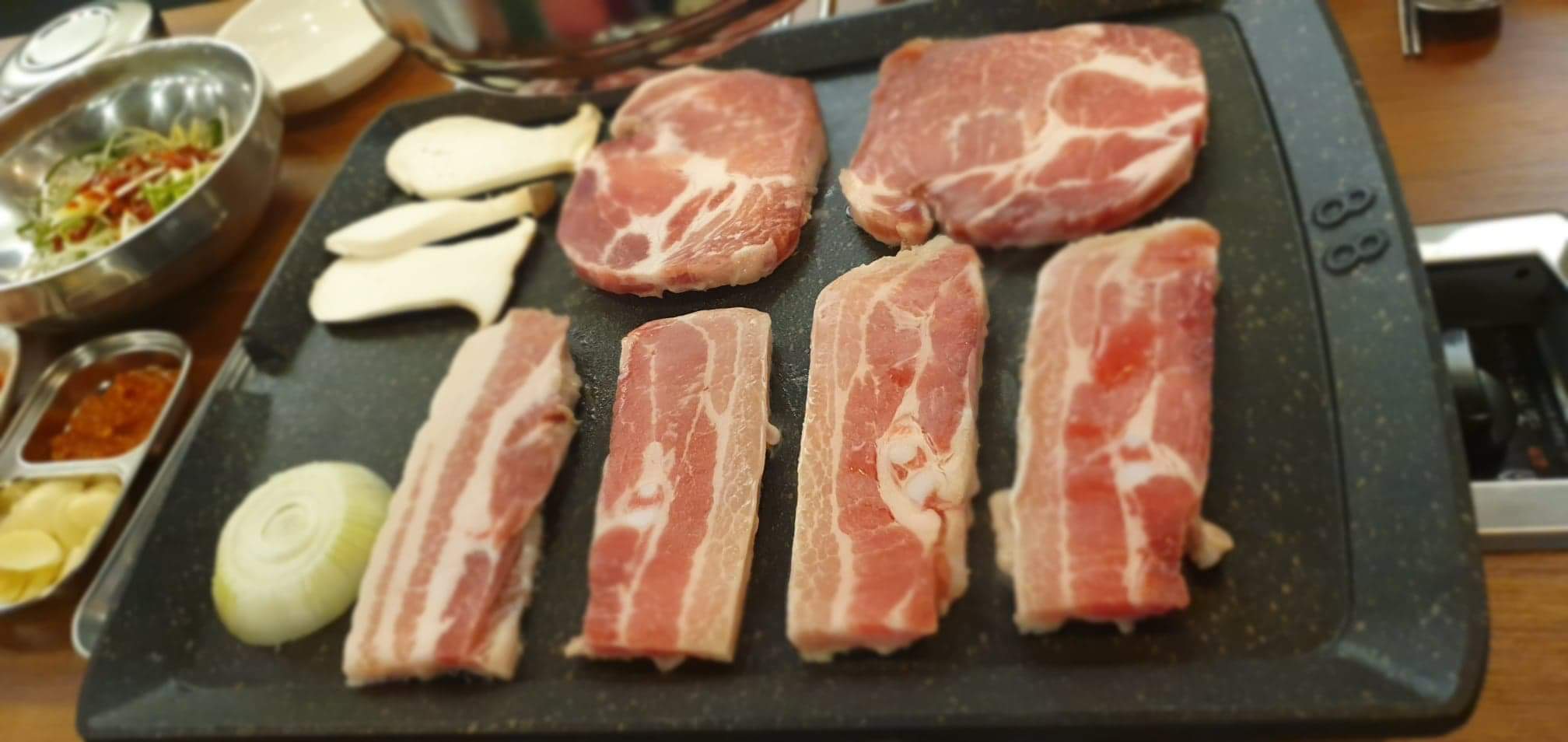 꽃돼지무한리필삼겹살