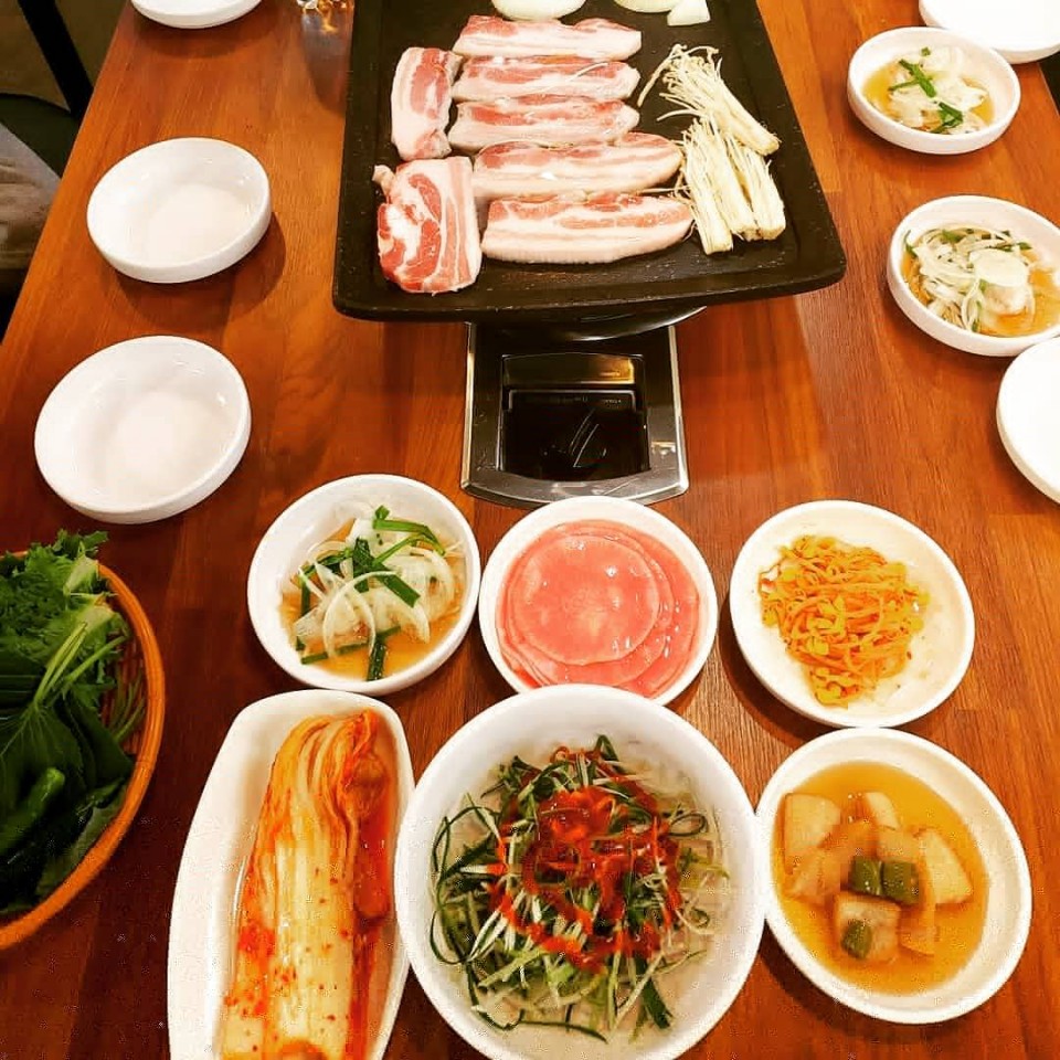 꽃돼지무한리필삼겹살