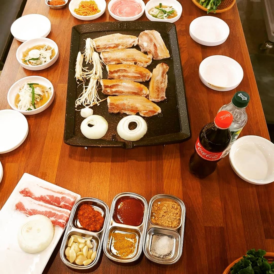 꽃돼지무한리필삼겹살