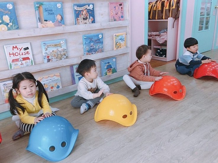 예꼬몬테소리스쿨어린이집