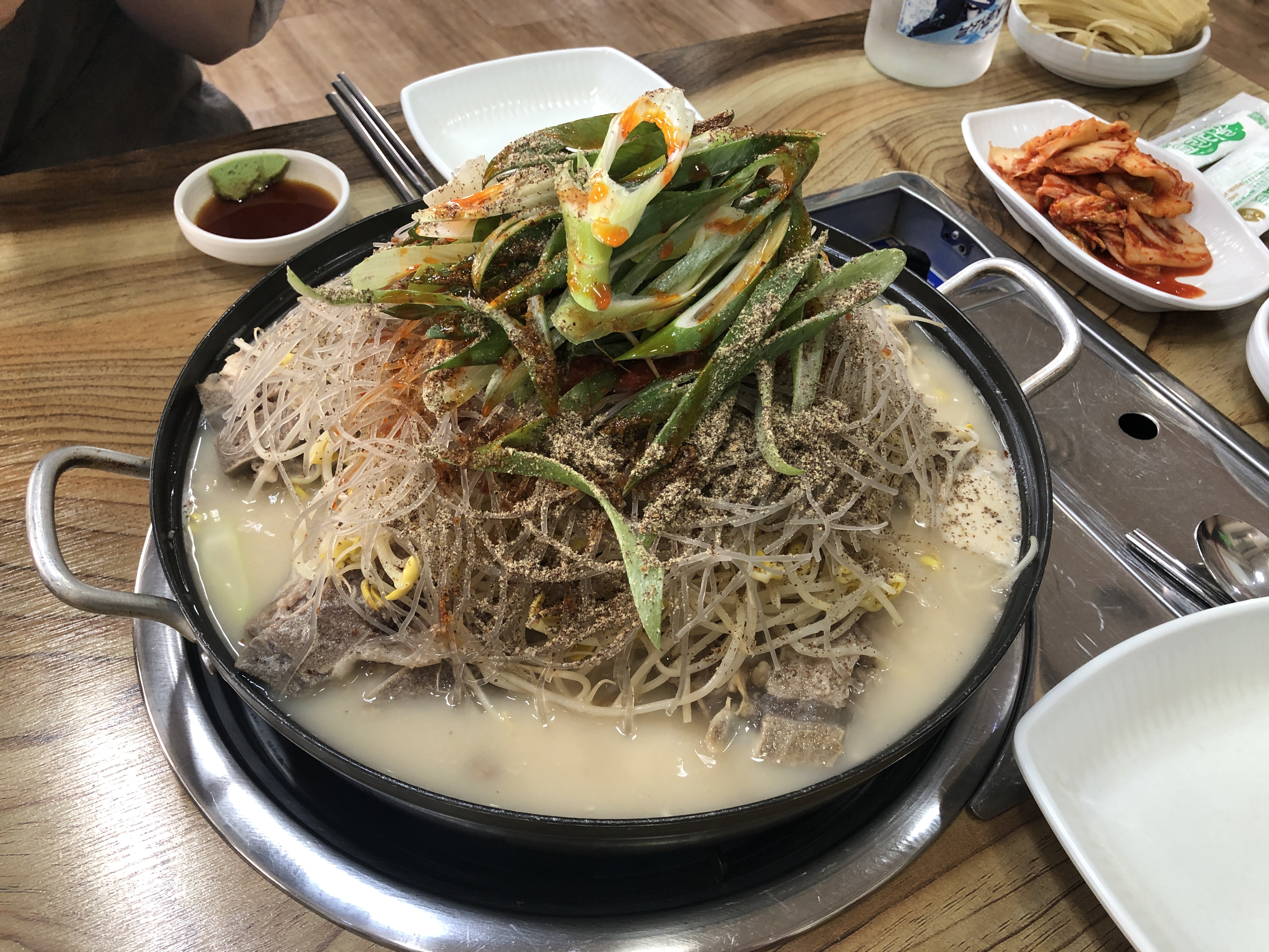 원조춘천왕감자탕