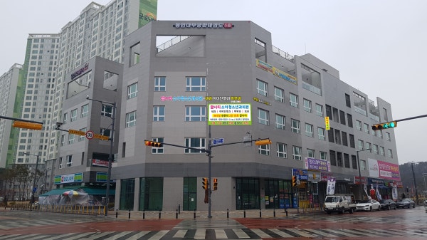 맘앤차일드소아청소년과의원 시설 사진