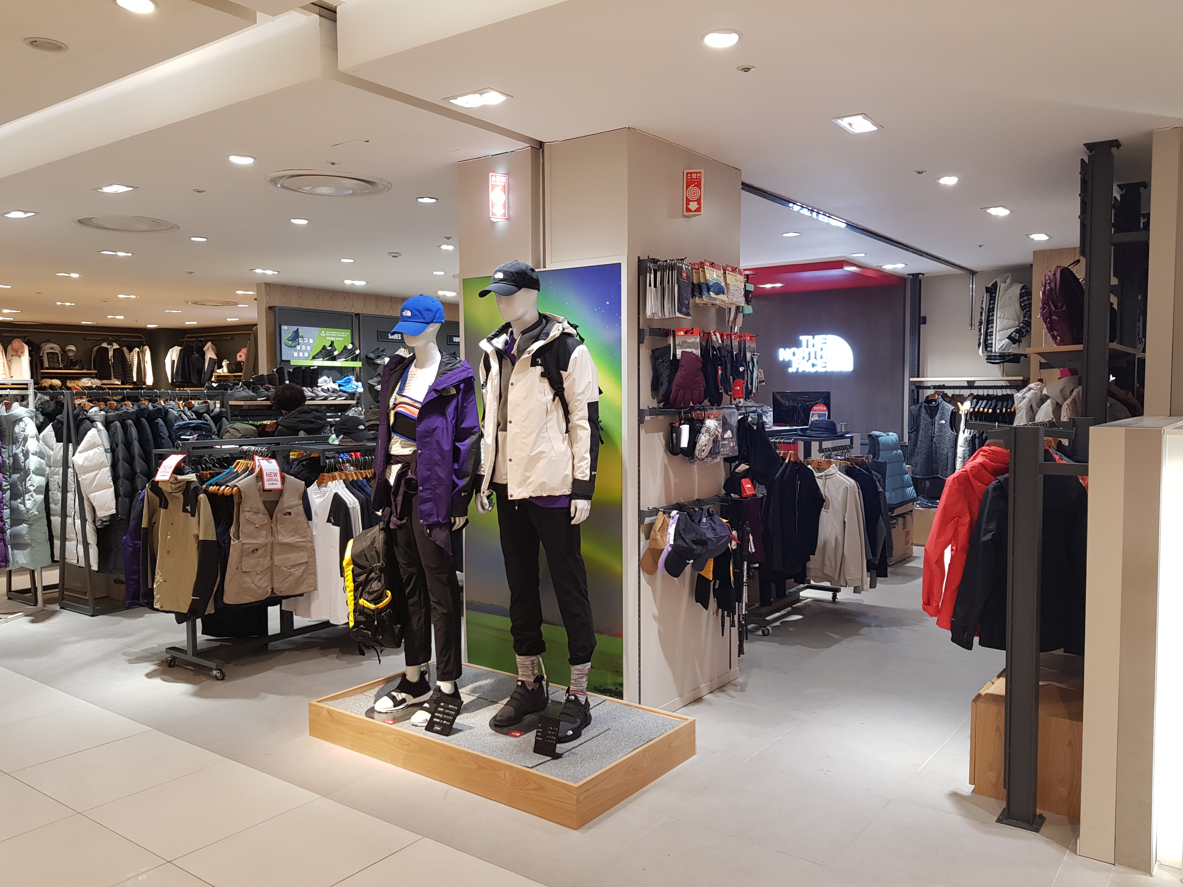 노스페이스 롯데일산점