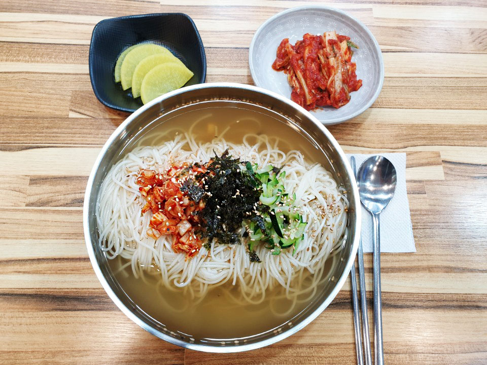 또바기 멸치국수