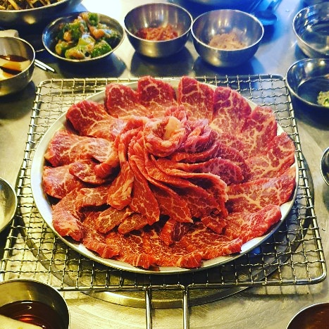 고집