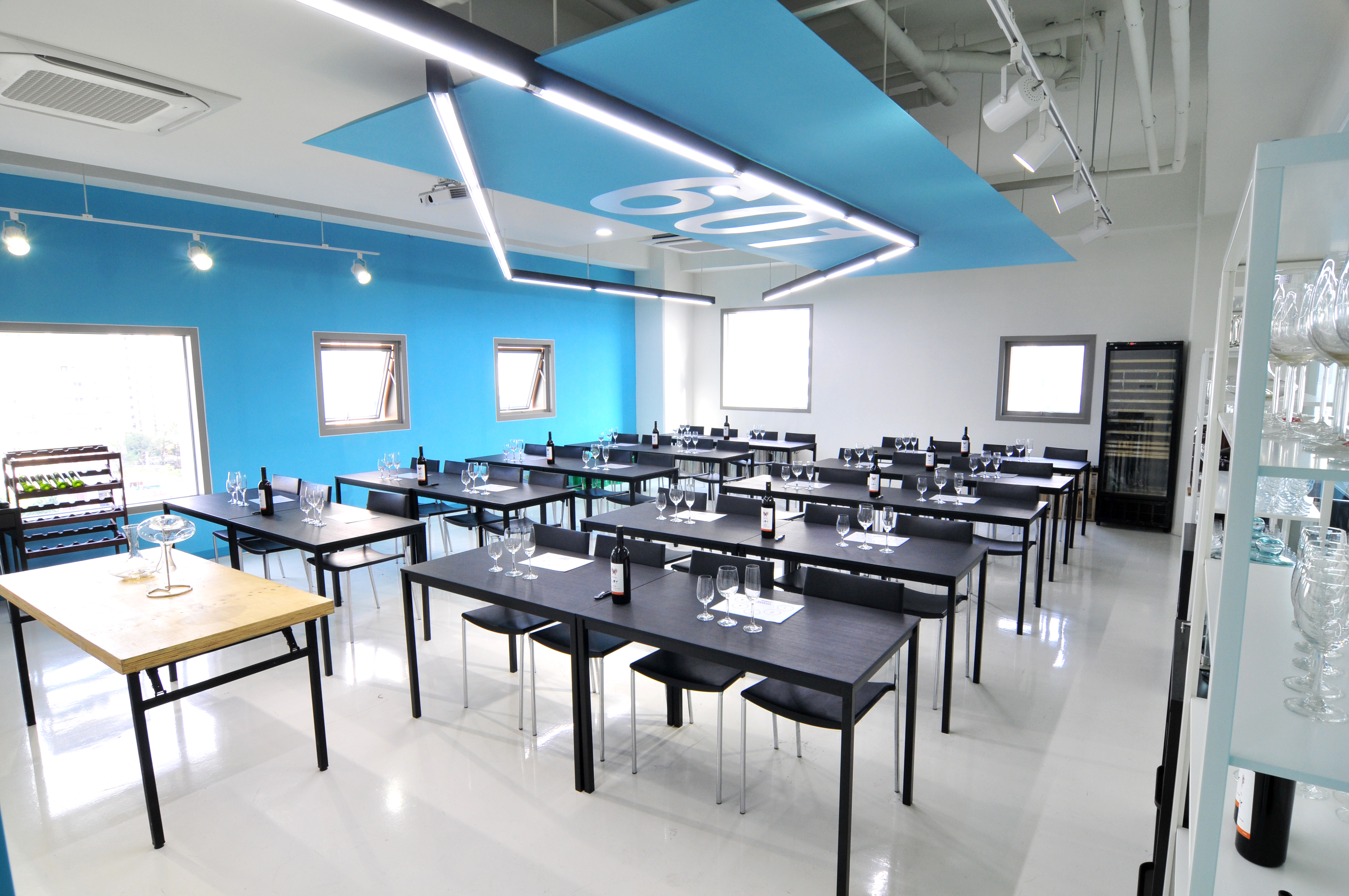 로이문화예술실용전문학교