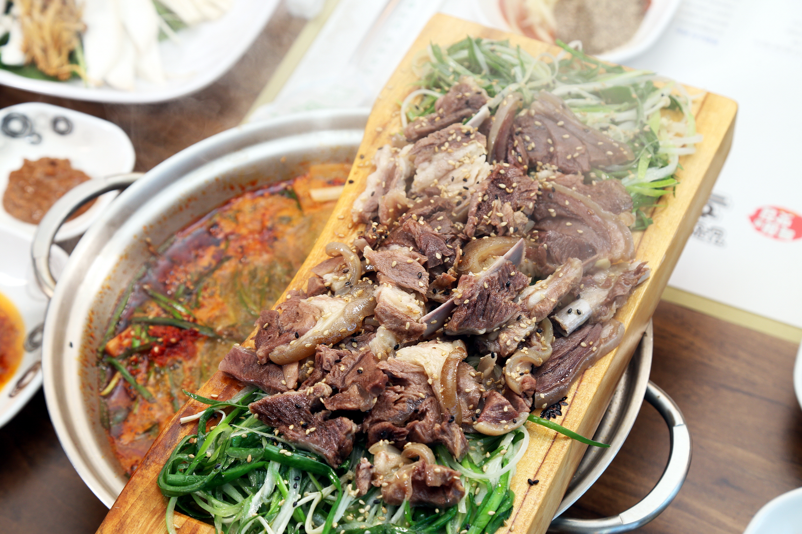 박상순 흑염소와 사슴 도마수육 일산애니골본점