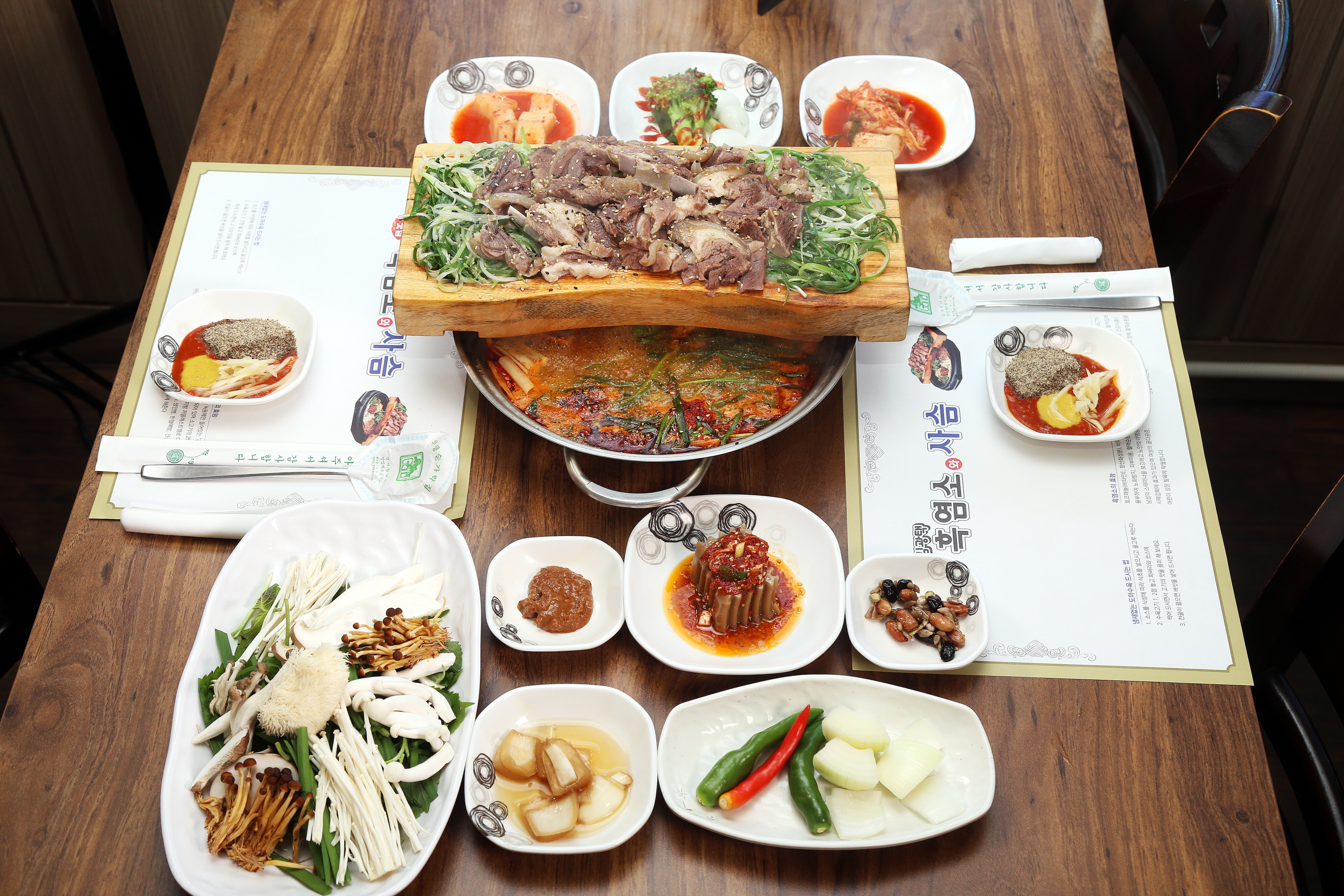 박상순 흑염소와 사슴 도마수육 일산애니골본점