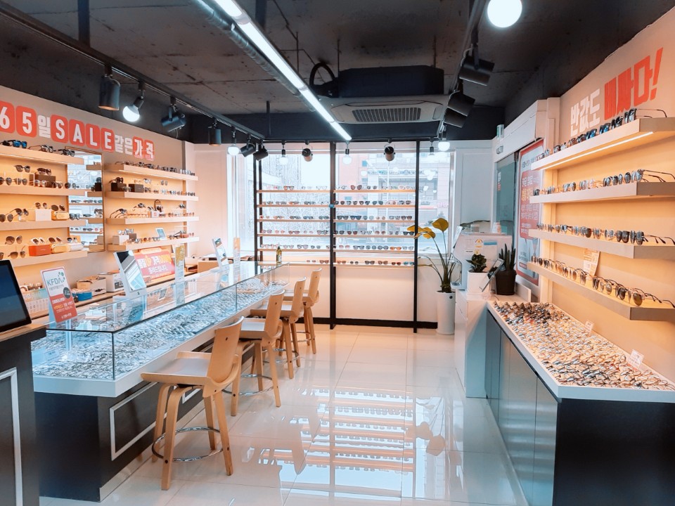 으뜸플러스안경 쌍문역점 대표 이미지